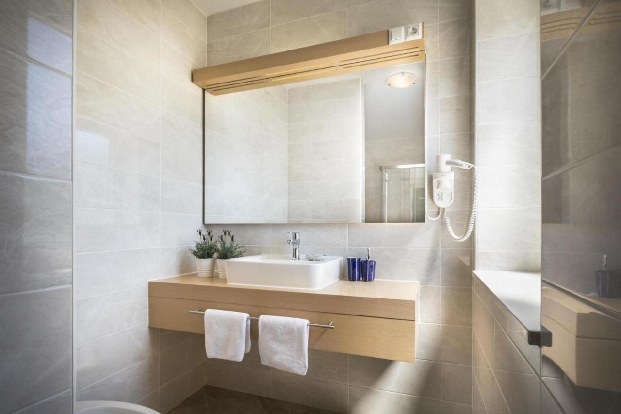 Apartment Aci Marina Đảo Cres Ngoại thất bức ảnh